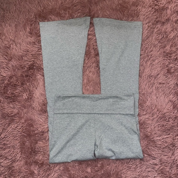 *SOLD* Victorias Secret PINK leggings - Picture 1 of 5